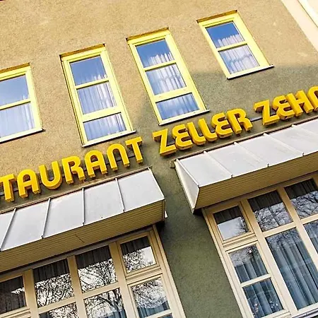 Zeller Zehnt 3* 에즐링겐